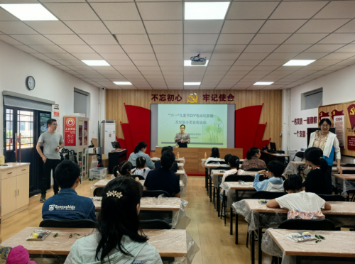 电动垃圾桶诞生记！海淀萌娃的六一限定，在环保实践中点亮未来